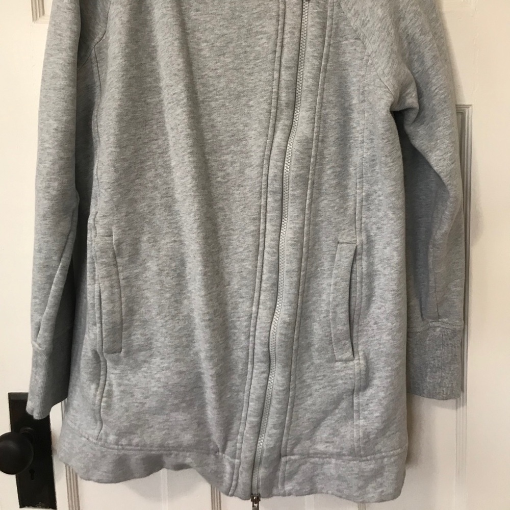 Lululemon zip-up - Picture 4 of 5